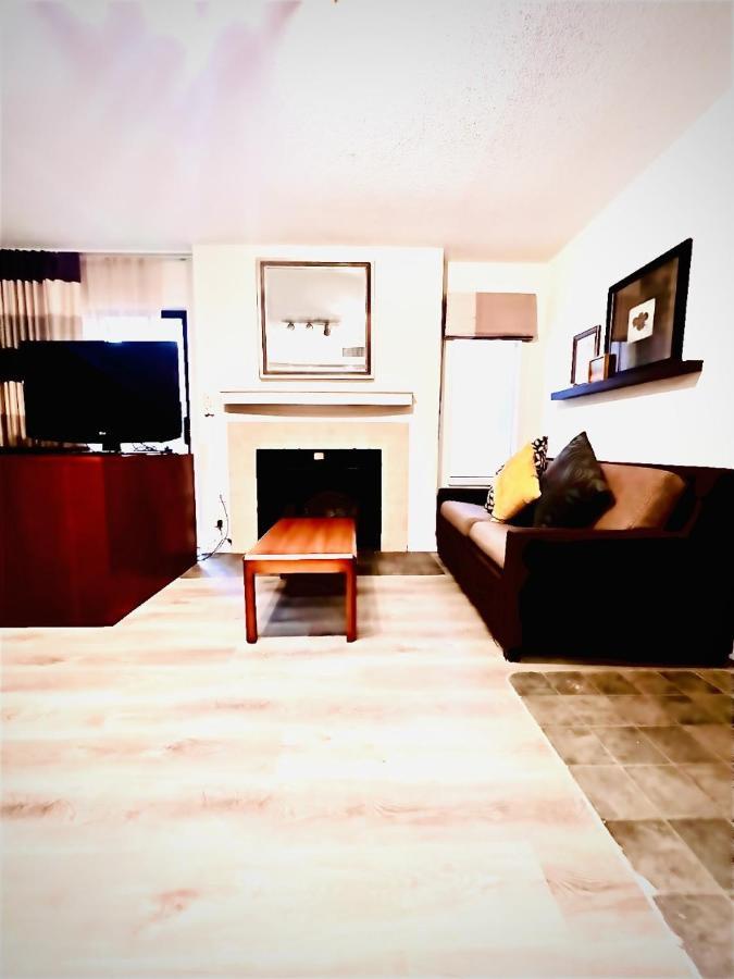 Tysons Corner Suites, A Baymont By Wyndham Vienna Bagian luar foto