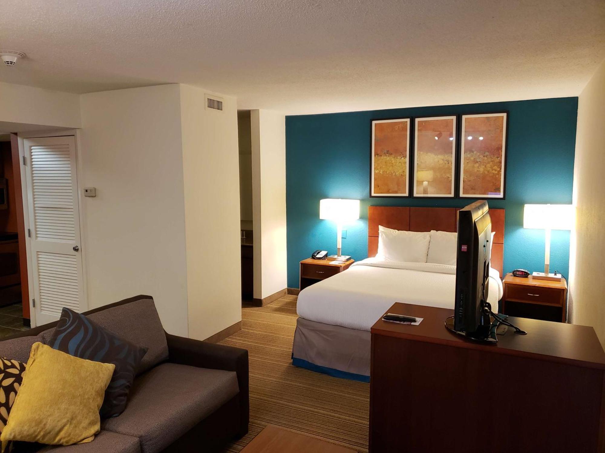Tysons Corner Suites, A Baymont By Wyndham Vienna Bagian luar foto