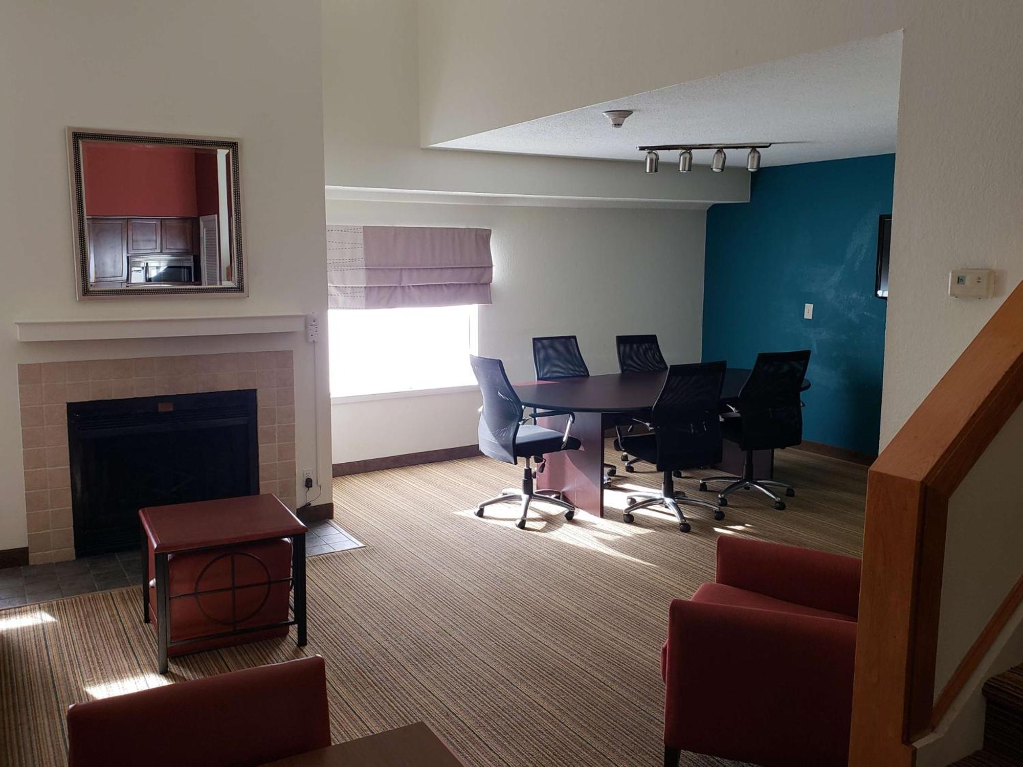 Tysons Corner Suites, A Baymont By Wyndham Vienna Bagian luar foto