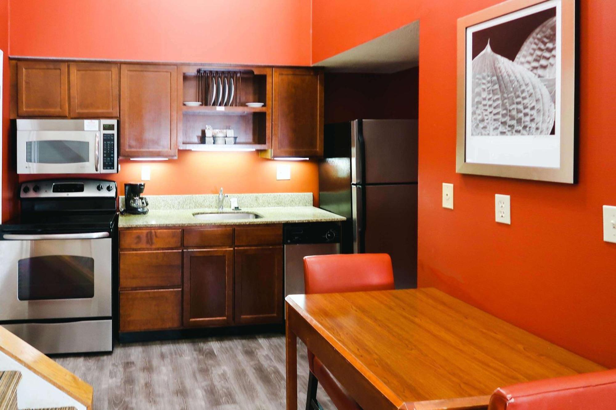 Tysons Corner Suites, A Baymont By Wyndham Vienna Bagian luar foto